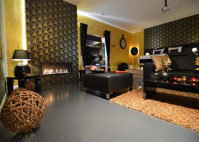 Vakantiehuis In With Sauna *